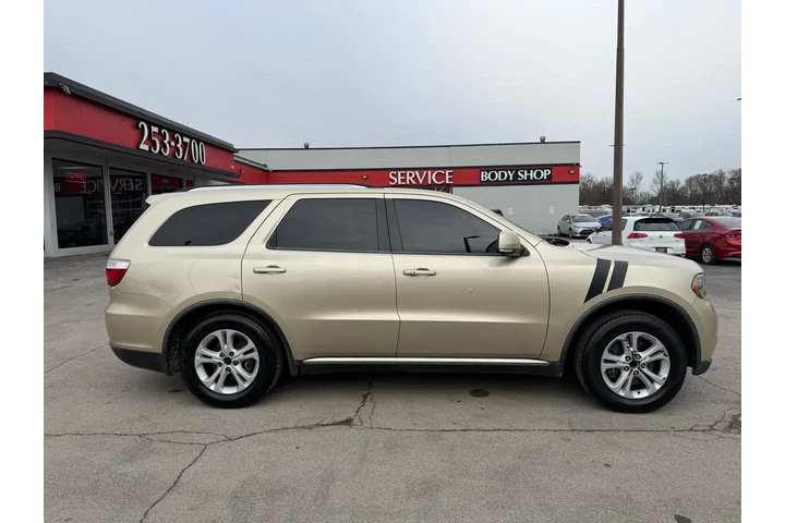 $5980 : 2011 Durango Crew image 1