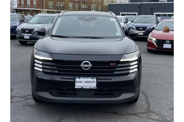 $21550 : Nissan Kicks 2025 AWD SR 4dr image 2