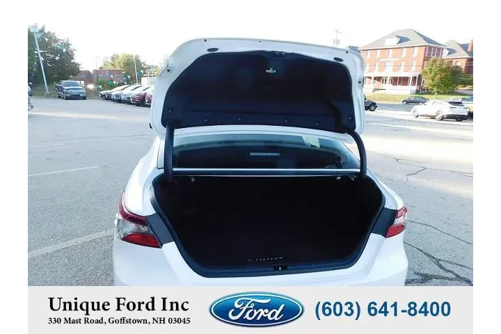 $23977 : Toyota Camry Hybrid 2021 LE image 9