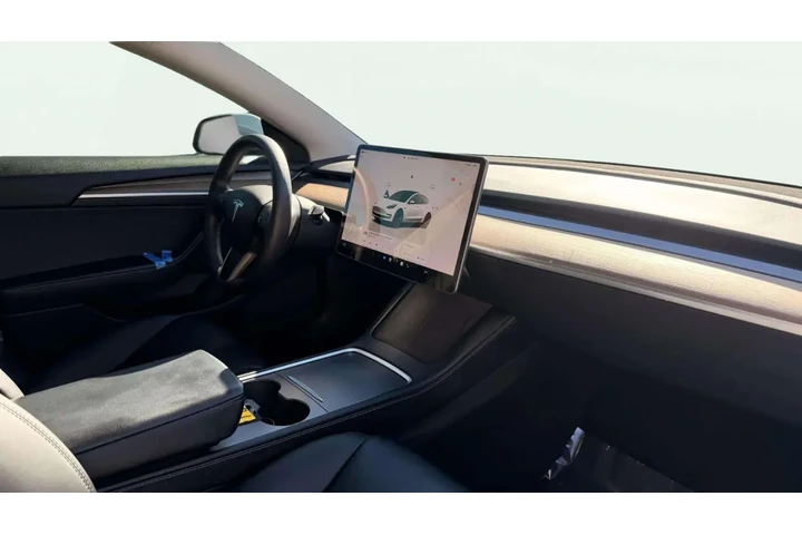 $22999 : 2022 Model 3 image 10