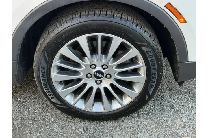 $11990 : 2017 MKC Reserve image 8