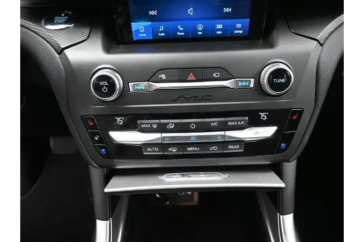 $26499 : Ford Explorer 2020 AWD ST 4d image 9