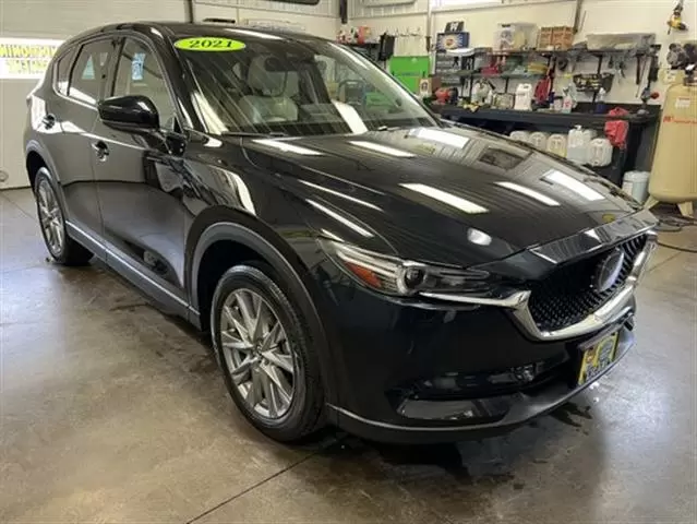 $26300 : 2021 CX-5 Grand Touring image 3