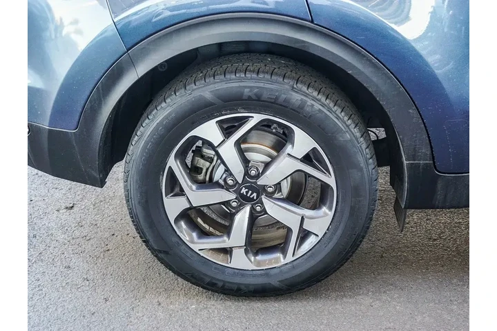 $12592 : Kia Sportage 2020 LX 4dr SUV image 10