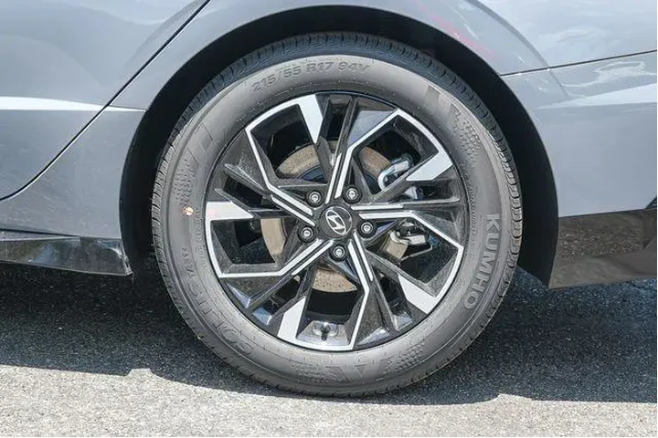 $26089 : Hyundai SONATA 2025 SEL 4dr image 9