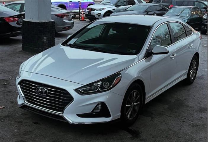 $14575 : 2019 Sonata SE image 2