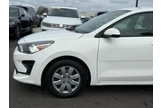 $13995 : Kia Rio 2021 LX 4dr Sedan thumbnail
