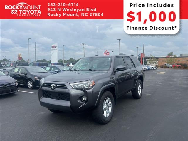 $36315 : PRE-OWNED 2023 TOYOTA 4RUNNER image 3