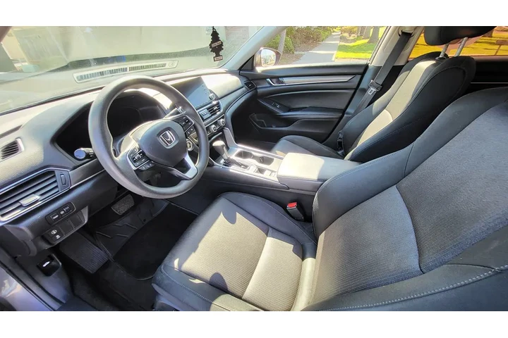 $16988 : 2018 Accord Sedan LX 1.5T image 10