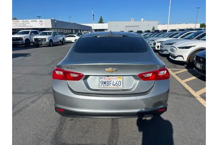 $23988 : Chevrolet Malibu 2023 LT 4dr image 10
