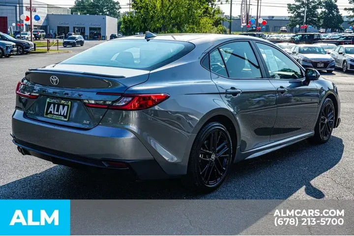$26920 : Toyota Camry 2025 SE 4dr Sed image 6