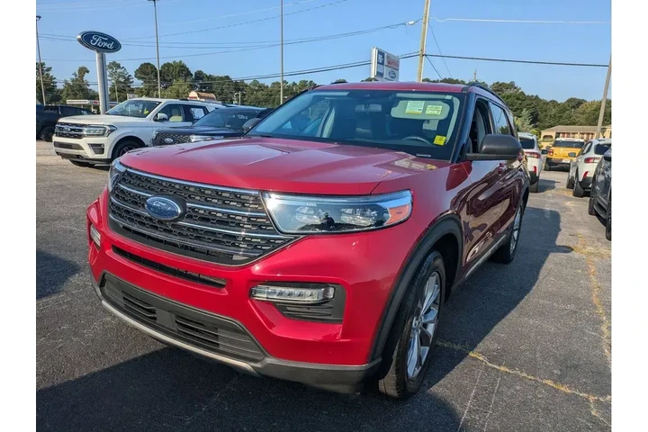 $29991 : Ford Explorer 2022 XLT 4dr S image 2