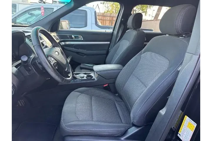 $12214 : Ford Explorer 2017 XLT 4dr S image 5