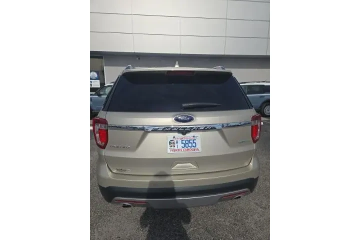 $16745 : Ford Explorer 2017 Limited 4 image 8