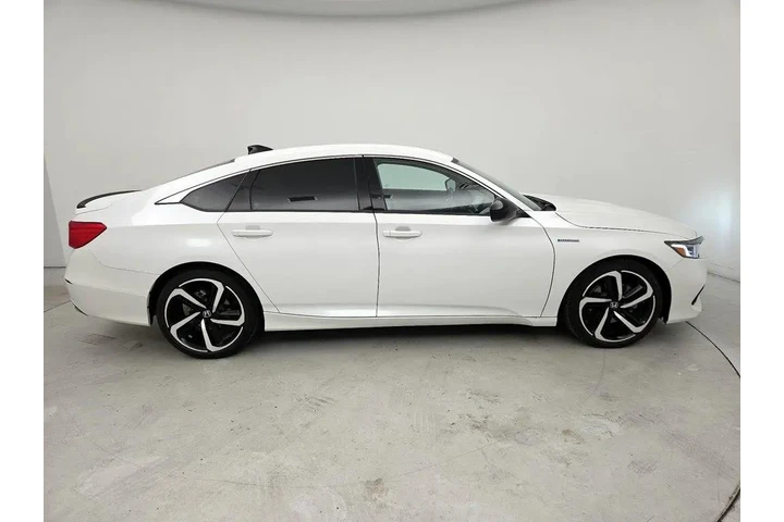 $28998 : Honda Accord Hybrid 2022 Spo image 4