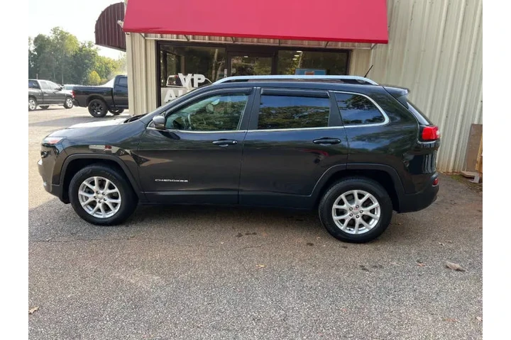 $8999 : 2014 Cherokee Latitude image 9