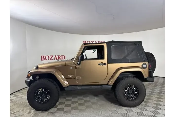 $16000 : Jeep Wrangler 2015 4x4 Sahar image 5
