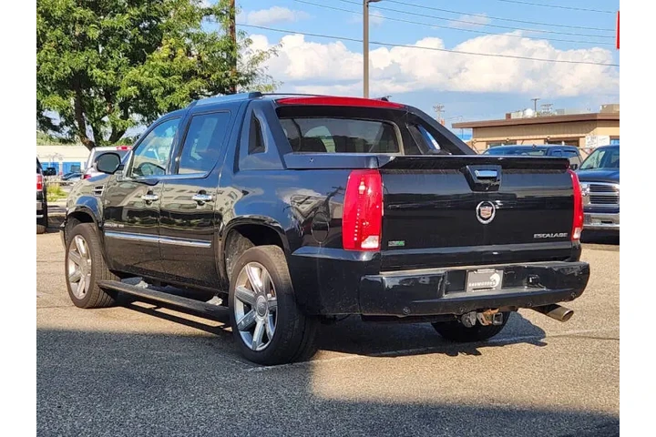 $20974 : 2011 Escalade EXT Premium image 8