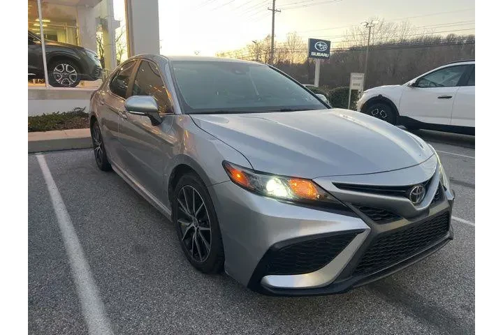 $25000 : Toyota Camry 2024 SE 4dr Sed image 1