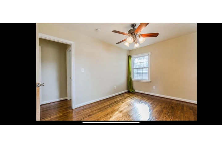 $1795 : SE RENTA , casa familiar image 7