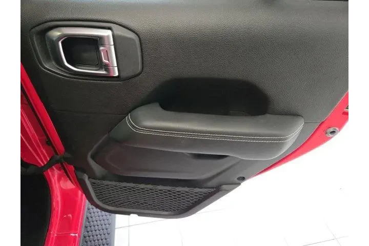 Jeep Wrangler Unlimited 2019 image 9