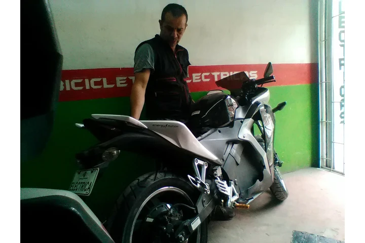 mecanica de motos electricas image 2