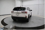$15995 : Ford Escape 2022 SE 4dr SUV thumbnail