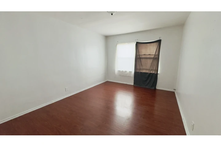 $2200 : 1 RECAMARA EN MID-CITY LA BREA image 5