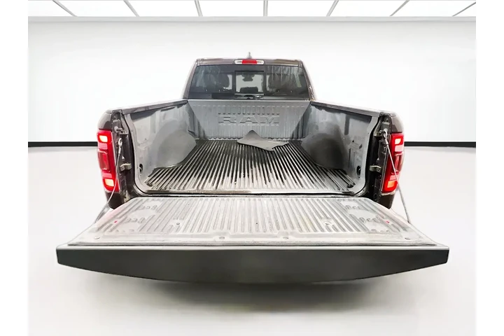 $27800 : Ram 1500 2019 4x4 Laramie 4d image 9