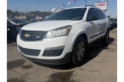$14995 : 2017 Traverse LS thumbnail