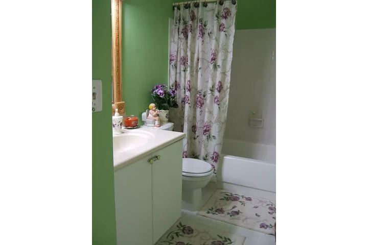 $1095 : 15399 SW 69th Ln, Miami, FL 33 image 9
