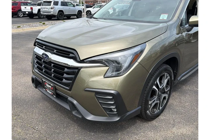 $32697 : 2023 Ascent Limited image 6