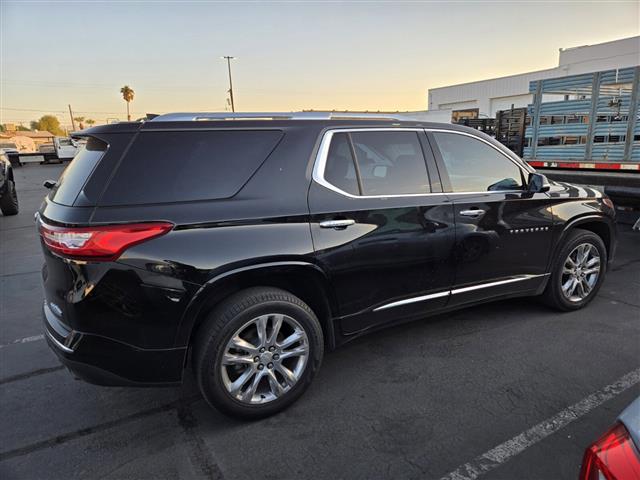 $28598 : Pre-Owned 2019 Traverse High image 6