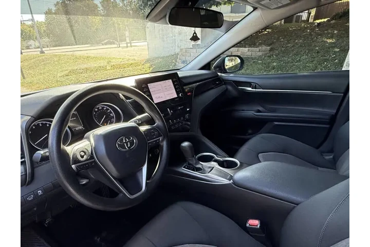 $17999 : 2021 Camry LE image 6