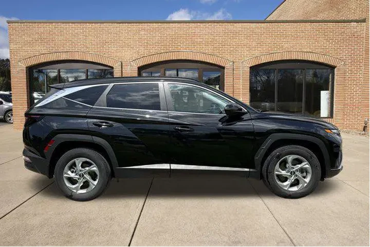 $23500 : Hyundai TUCSON 2022 AWD SEL image 2