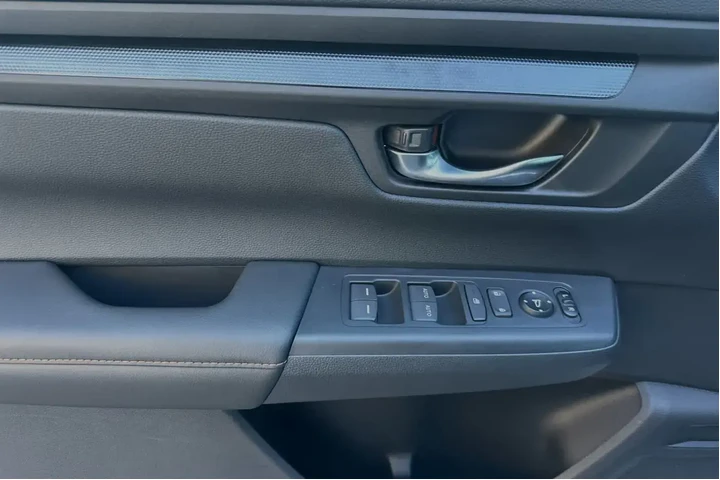 $37981 : Honda CR-V Hybrid 2025 Sport image 10