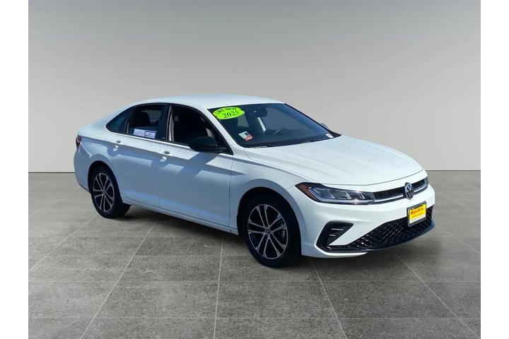 $24950 : Volkswagen Jetta 2025 Sport image 7