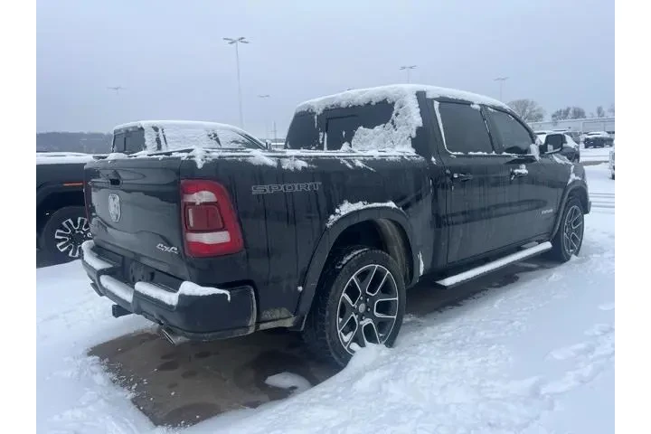 $33895 : Ram 1500 2021 4x4 Laramie 4d image 2