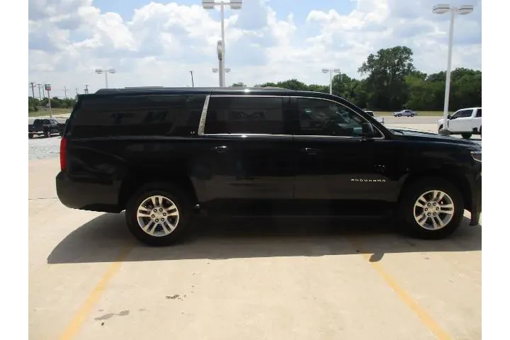 $13994 : Chevrolet Suburban 2016 4x2 image 8