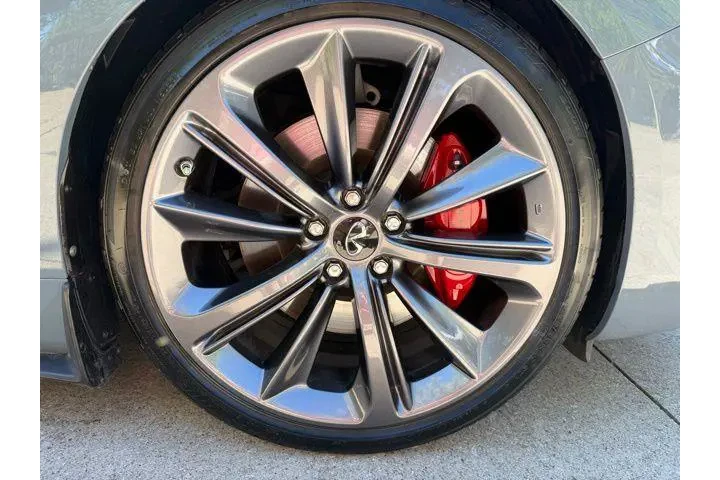 $36980 : INFINITI Q60 2022 Red Sport image 10