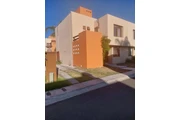 RENTA CASA FRACC. PUERTA REAL en Queretaro