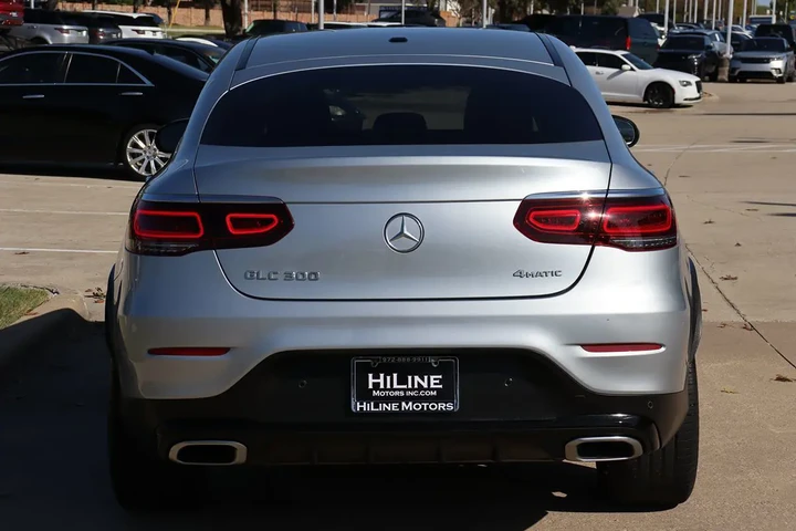 $38998 : 2021 GLC 300 4MATIC Coupe image 9