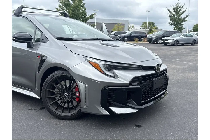$45000 : Gold Certified2025 GR Corolla image 6
