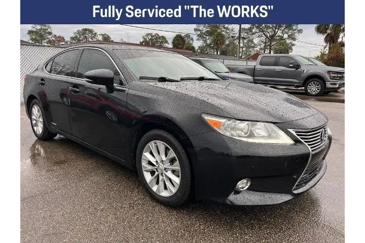 $16001 : Lexus ES 300h 2015 4dr Sedan image 2