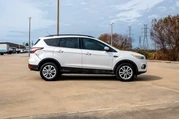 $9872 : Ford Escape 2018 SE 4dr SUV thumbnail