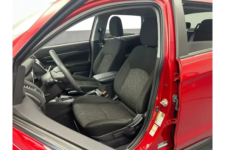 $9899 : Mitsubishi Outlander Sport 2 image 10