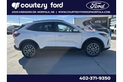 Ford Escape Plug-In Hybrid 2 en Omaha