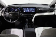 $39989 : Toyota Camry 2025 AWD XLE 4d thumbnail
