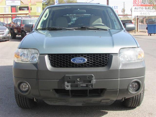 $8995 : 2005 Escape XLT image 8