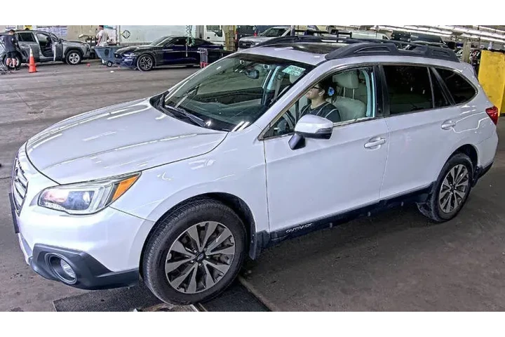$11995 : 2016 Outback 2.5i Limited image 2